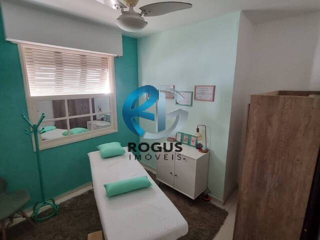 #956 - Apartamento para Venda em Santos - SP
