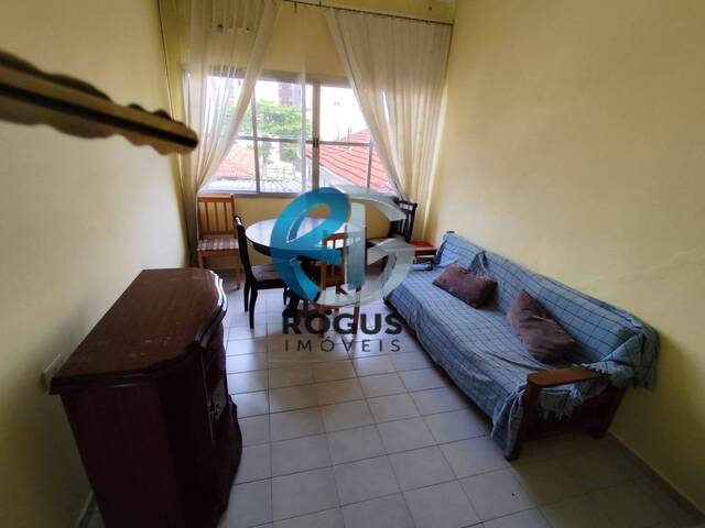 #972 - Apartamento para Locação em Santos - SP