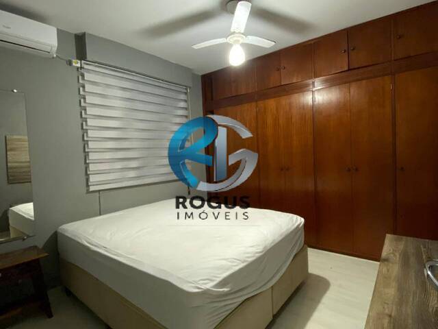 #310 - Apartamento para Venda em Santos - SP