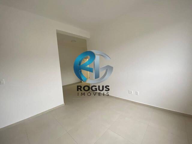 #952 - Apartamento para Locação em Santos - SP